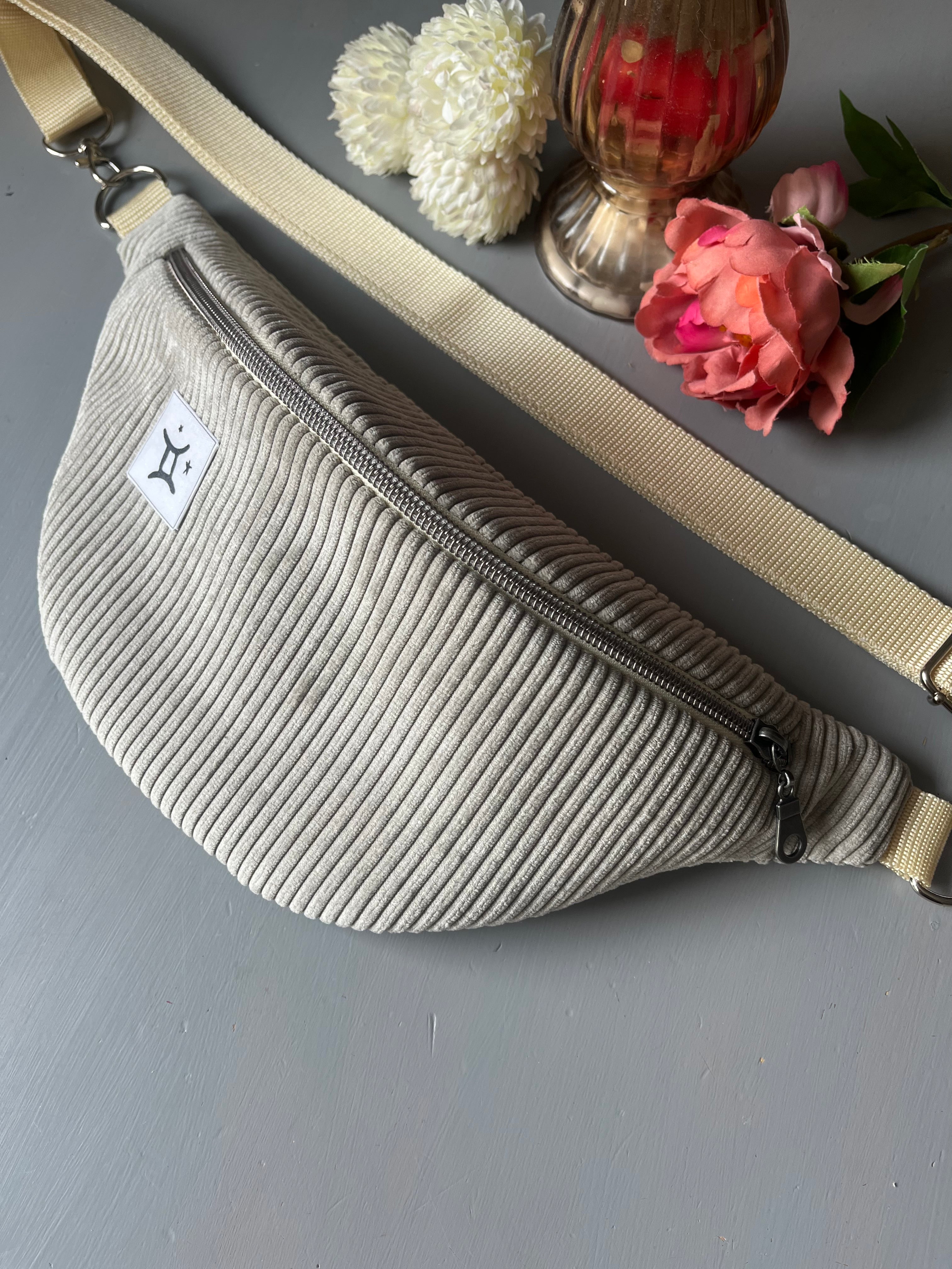 Bauchtasche Corc hellgrau