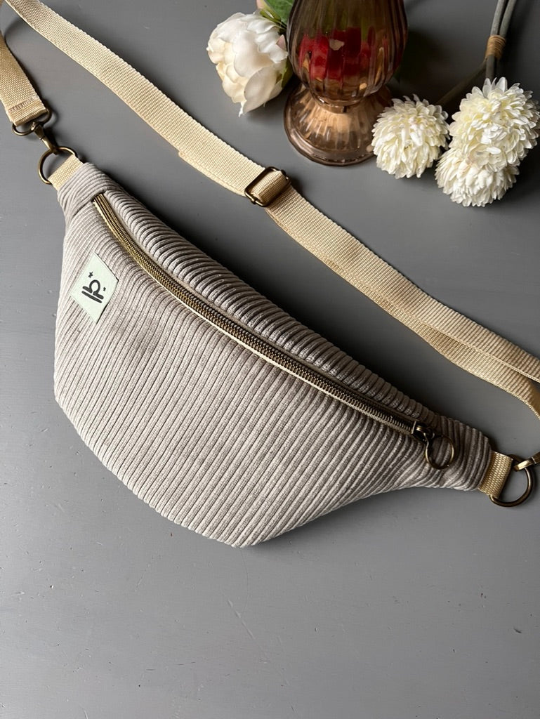 Bauchtasche Cord hellgrau