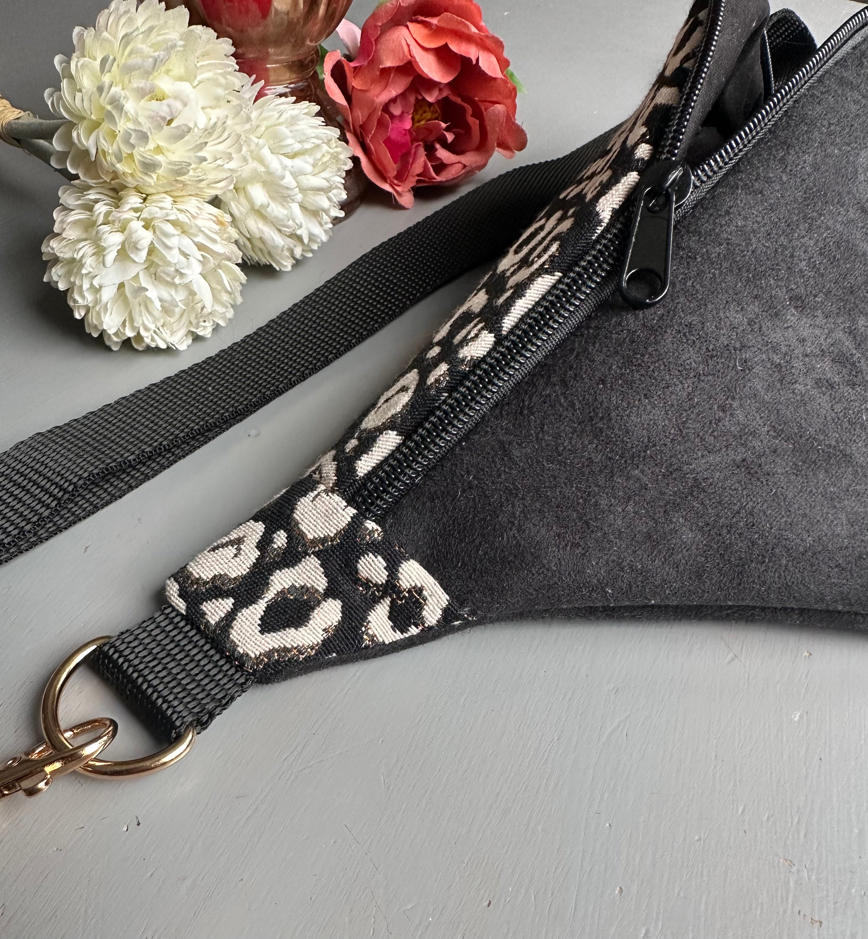 Bauchtasche Leo / Wildleder schwarz