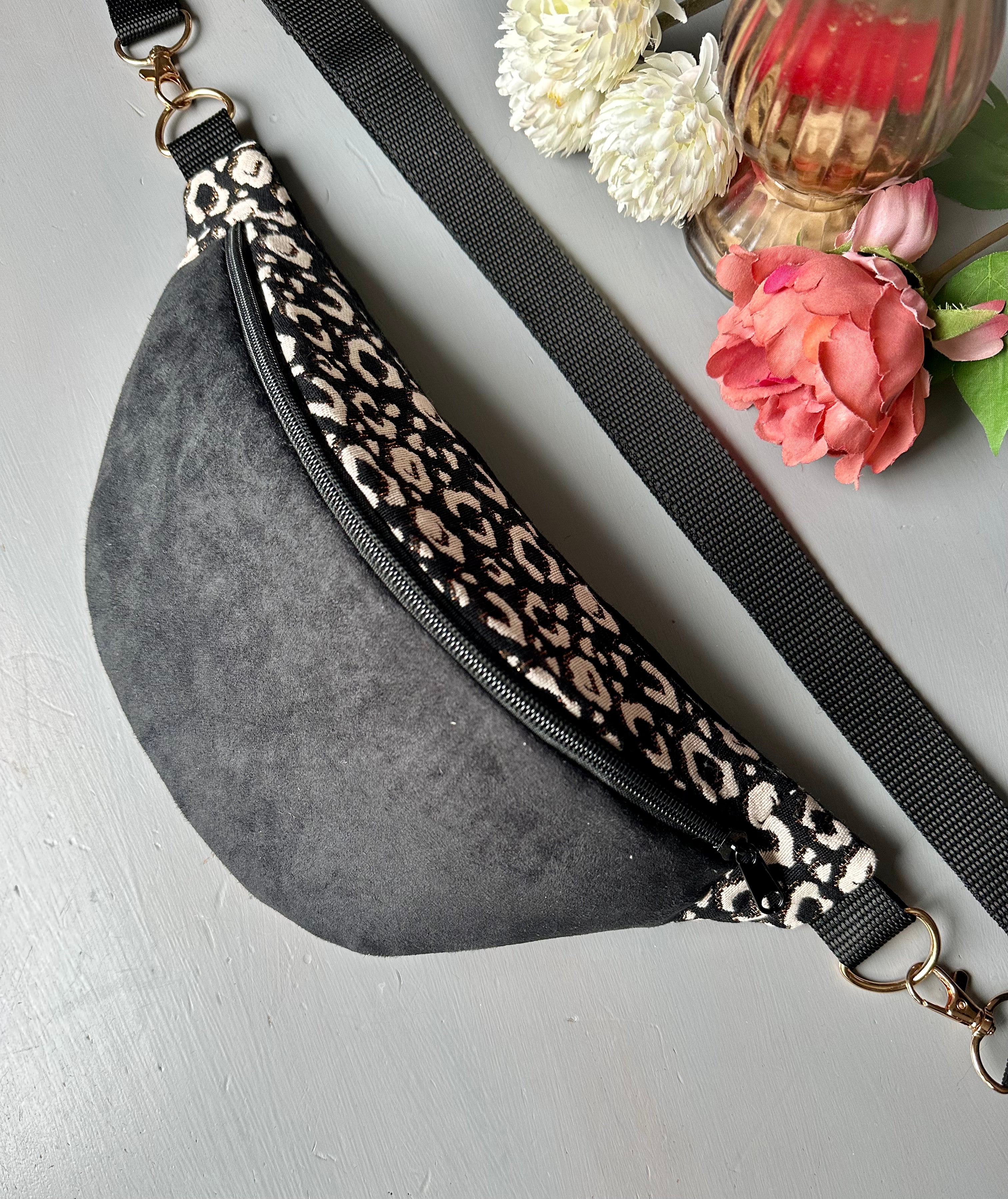 Bauchtasche Leo / Wildleder schwarz