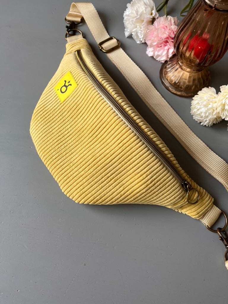Bauchtasche Cord gelb