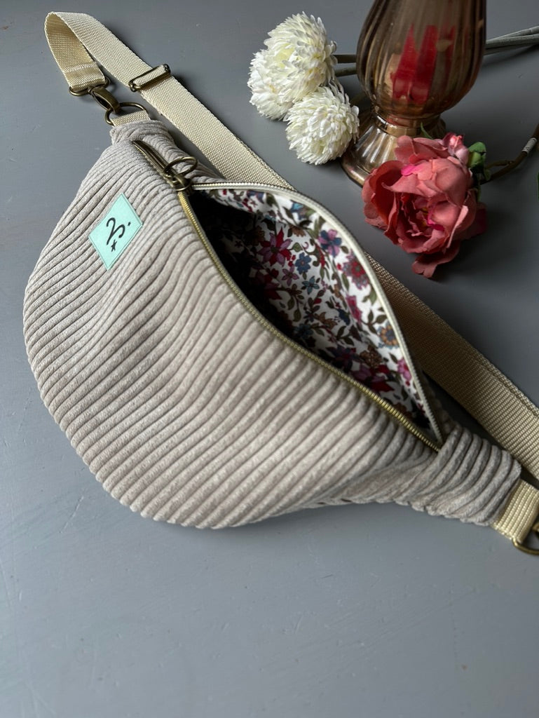 Personalisierte Bauchtasche Sternzeichen - Beige Cord