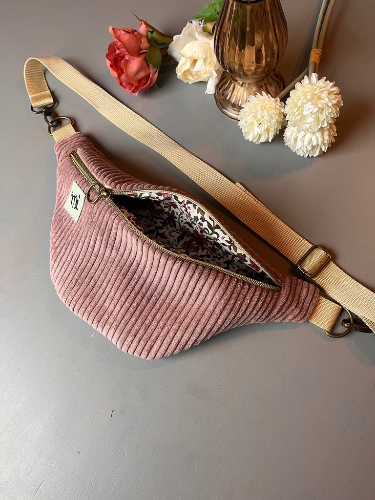 Personalisierte Bauchtasche Sternzeichen - Altrosa Cord